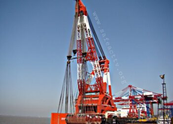 क्रेन से मैटेरियल्स लिफ्टिंग और शिफ्टिंग के समय सुरक्षा सावधानियां